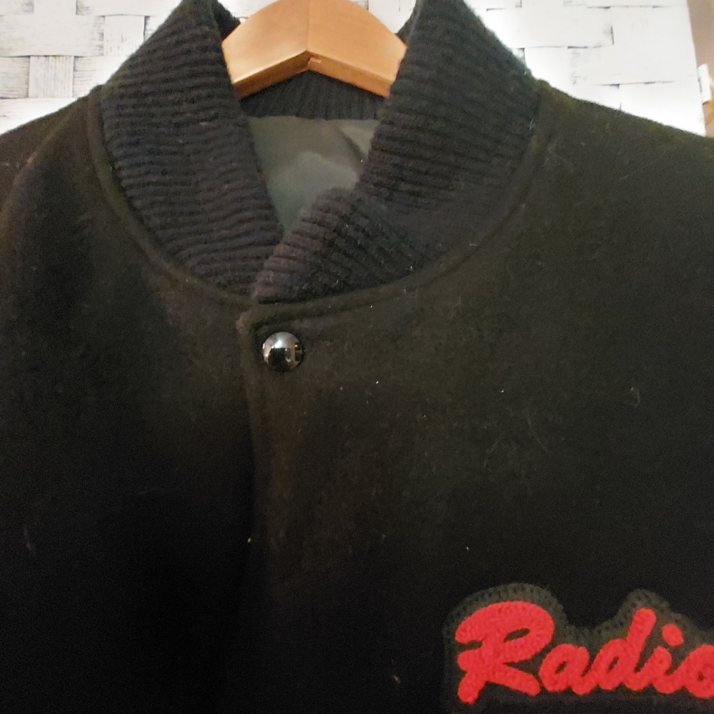 Jacket - Picture 2 of 4